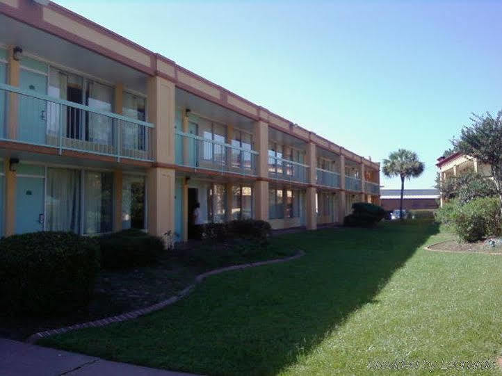 Motel Savannah Georgetown Bagian luar foto