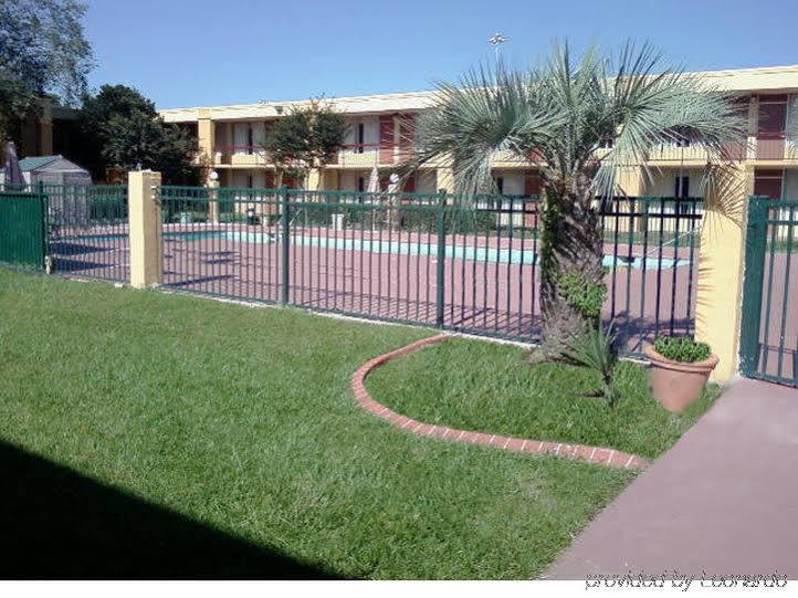 Motel Savannah Georgetown Bagian luar foto