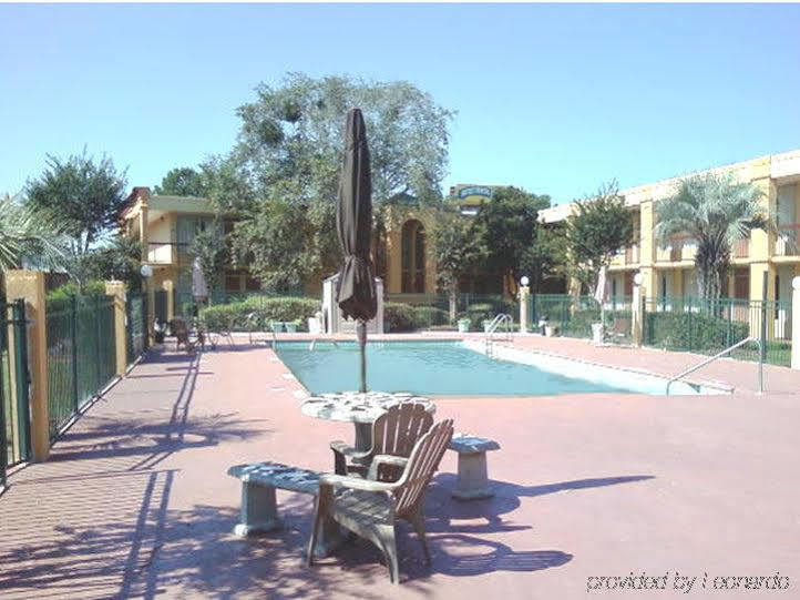 Motel Savannah Georgetown Bagian luar foto