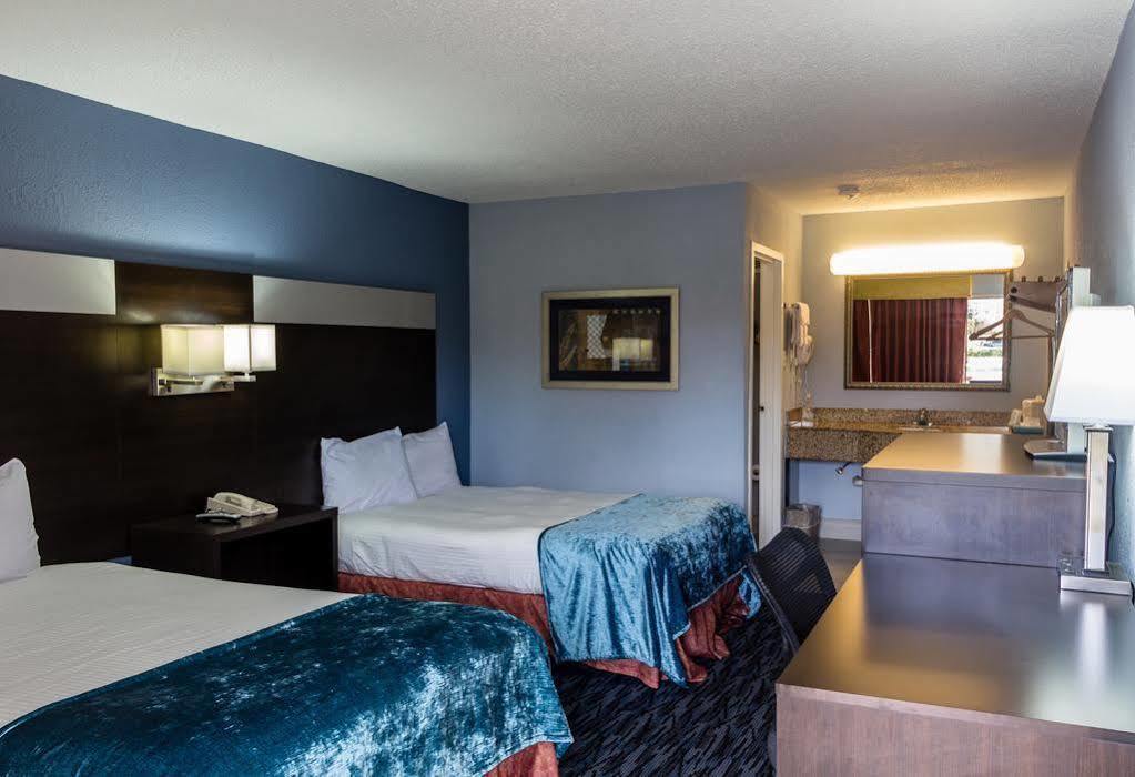 Motel Savannah Georgetown Bagian luar foto