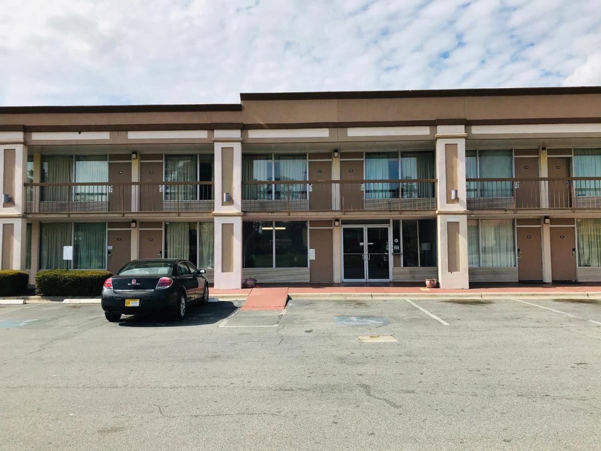 Motel Savannah Georgetown Bagian luar foto